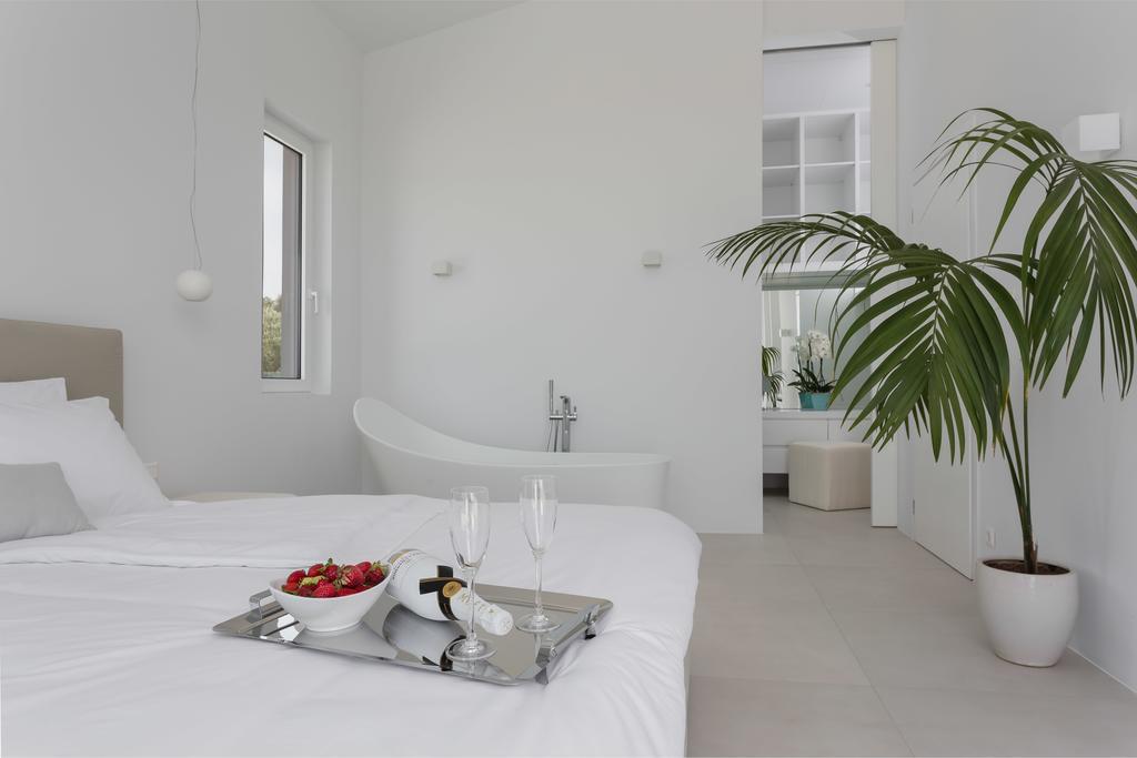 White Grace - A Seductive World Of Luxury Villa Pigi  Exterior photo